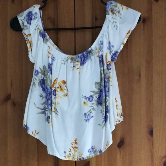 Top - Picture 2 of 3